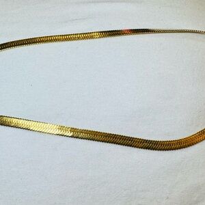 NEW Elegant Gold Necklace